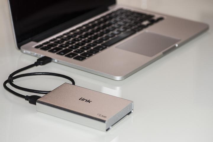 Produktbild Zubehör LKLOD254 Storage Drive Enclosure HDD Silber, Weiss 2,5' (2.5")