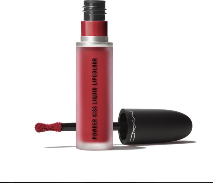 Produktbild MAC Cosmetics Powder Kiss Liquid Lipcolour (975 Ruby Boo)
