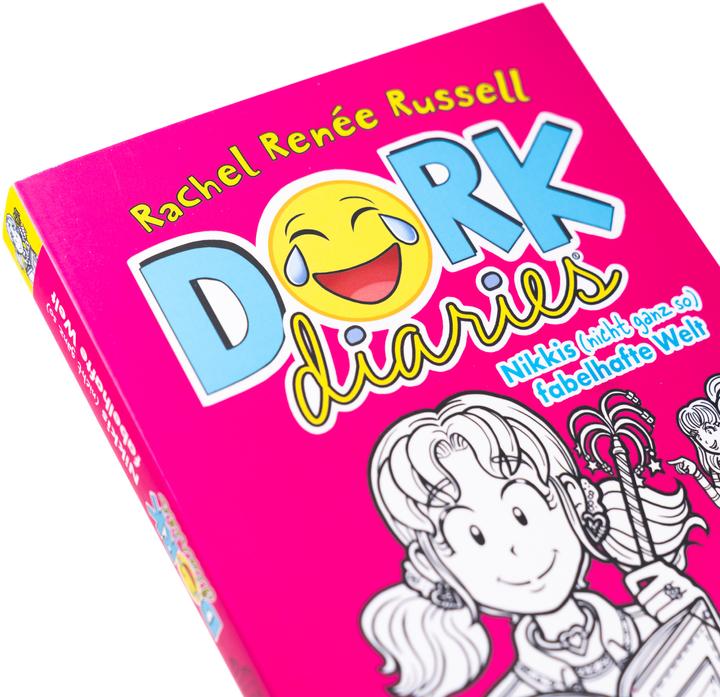 Actual product image DORK Diaries, Band 01: Nikkis (nicht ganz so) fabelhafte Welt (German, Rachel Renée Russell, 2024)