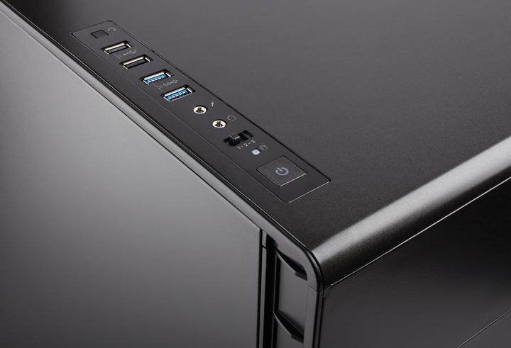 Produktbild Corsair Carbide Clear 600C (ATX, E-ATX, mATX, Mini-ITX)