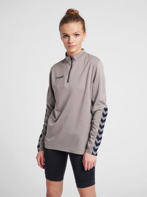 Actual product image hummel Authentic Half Zip Sweatshirt Woman (XS)
