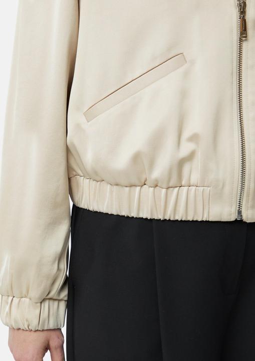 Actual product image Comma Indoor-Jacke Blouson aus Satin (44)