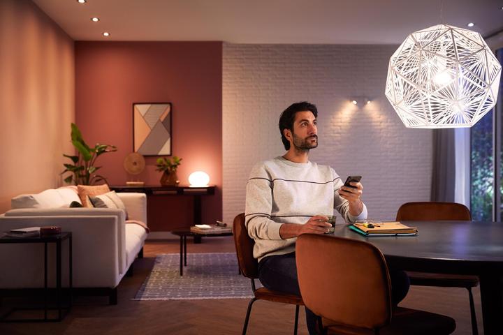 Actual product image Philips Hue Argenta Base BT (350 lm, GU10)