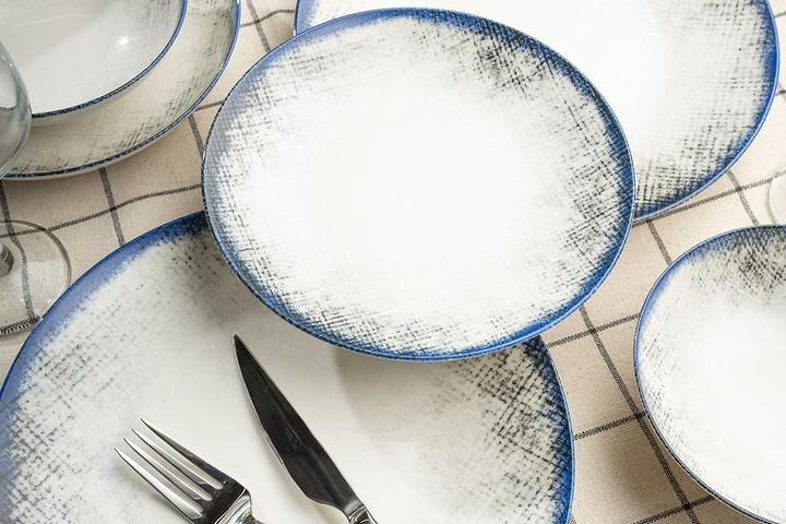 Actual product image Hermia Holly (24 pcs.)