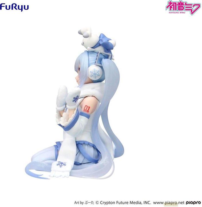 Actual product image Furyu Hatsune Miku Noodle Stopper PVC Statue Snow Miku Sky Town 10th Ver. 15 cm