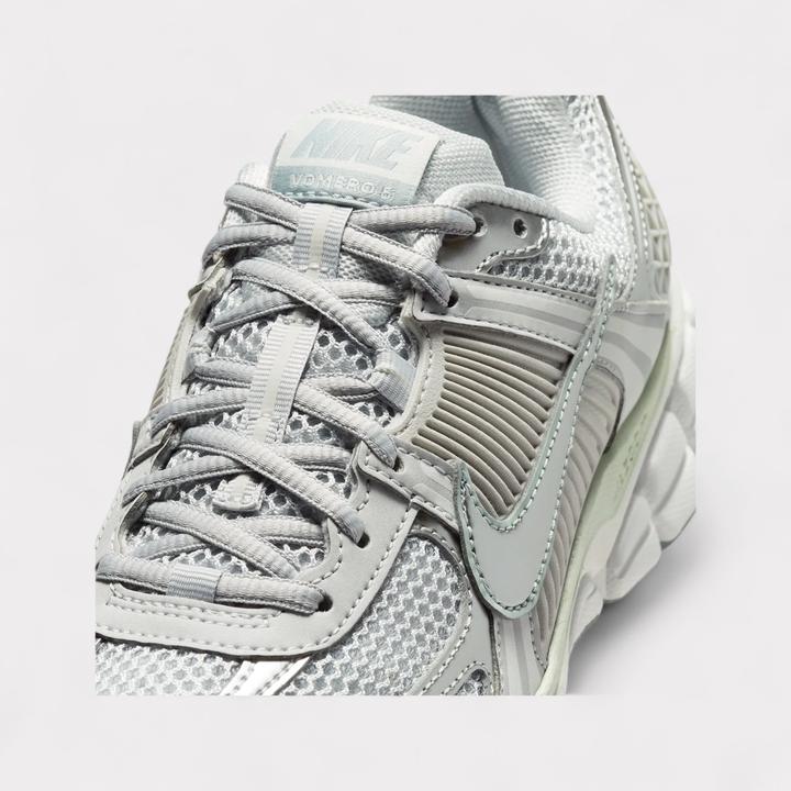 Image du produit Nike Zoom Vomero 5 (38)