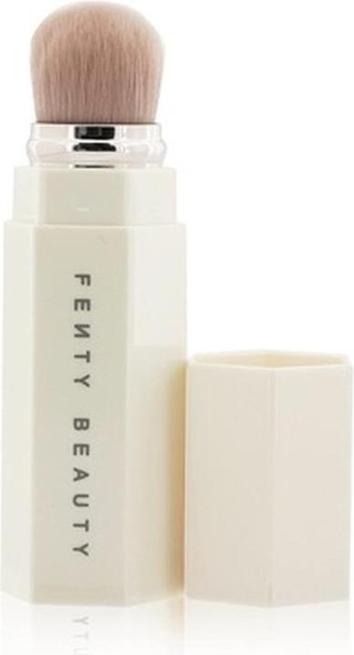 Fenty Beauty by Rihanna Portable Contour and Concealer Brush 150 (Concealer)