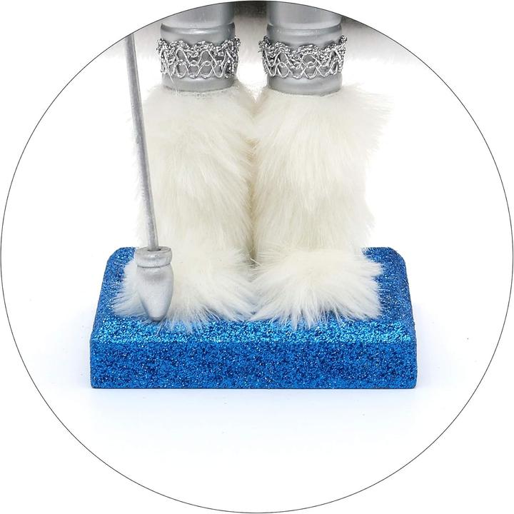 Actual product image Dekohelden24 Nutcracker - King