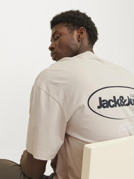 Image du produit Jack & Jones Jjebradley Graphic Tee Ss O-Neck Noos (S)