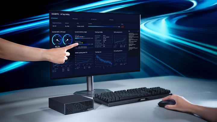 Produktbild Gigabyte ATAGB10-9002 20 AI TOP ATOM, ATAGB10-9002 AI (1024 GB, 128 GB)