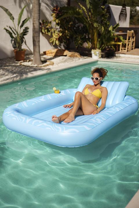 Actual product image Bestway Floating mattress