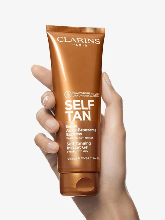 Actual product image Clarins Self-tanner (Self-tanning towel, 125 ml)