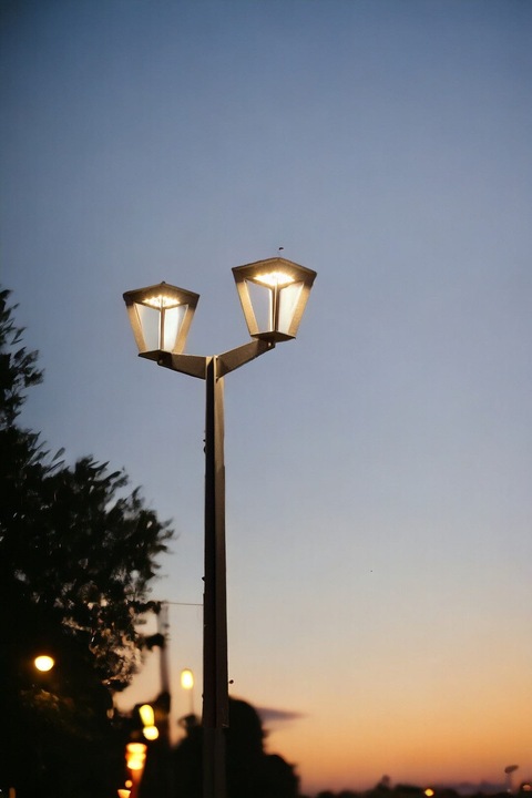 Image du produit Les Jardins Metro Lampadaire solaire Double sans fil 500 lumens (500 lm)