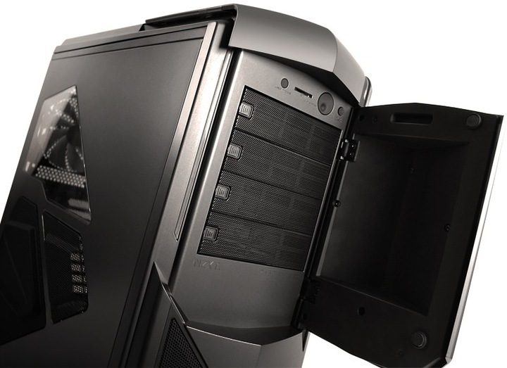 Actual product image Thermaltake ST0026Z Hard drive backplane 2.5/3.5 inch front panel