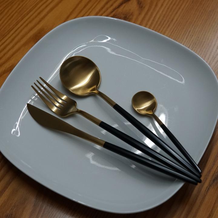 Actual product image Spa Solutions Verona cutlery set black gold 16 pieces (16 Piece, Cutlery set)