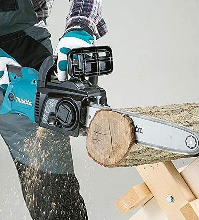Actual product image Makita UC4551A (Electric chain saw)