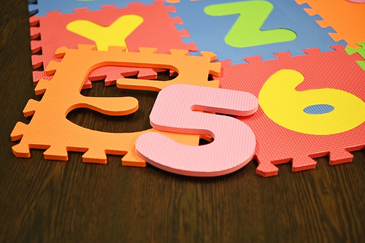 Actual product image Knorrtoys Alphabet and numbers (30 x 30 cm)