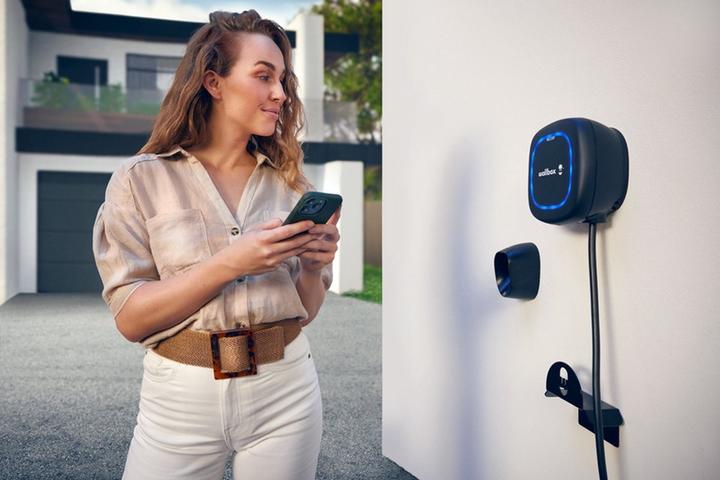 Actual product image Wallbox Pulsar Pro (Type 2, 22 kW)