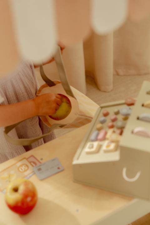 Produktbild Little Dutch Spielkasse aus Holz mit Scanner und Kartenlesegerät