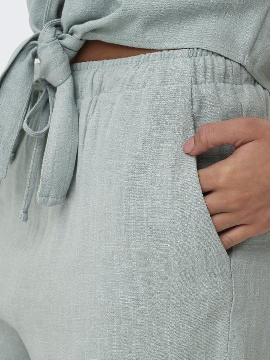 Image du produit Only ONLSIESTA Mittlere Taille Locker geschnitten Shorts Shorts (XS)