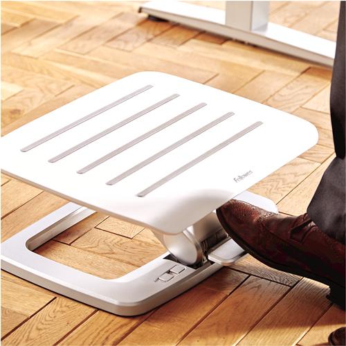 Actual product image Fellowes Hana Series Footrest (45 x 36 x 17.5 cm)