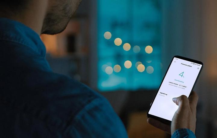 Produktbild Yeelight Inteligentna żarówka W4 E27 (kolor) 1szt (E27, 806 lm, 1 x)