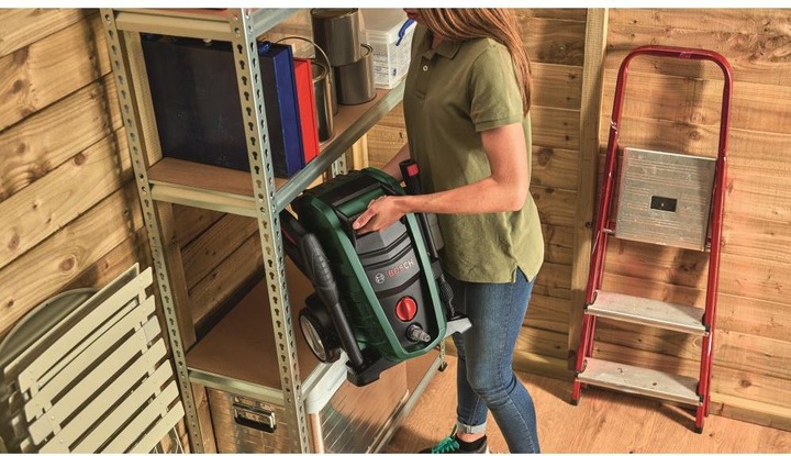 Actual product image Bosch Home & Garden UniversalAquat (Electrical connection)