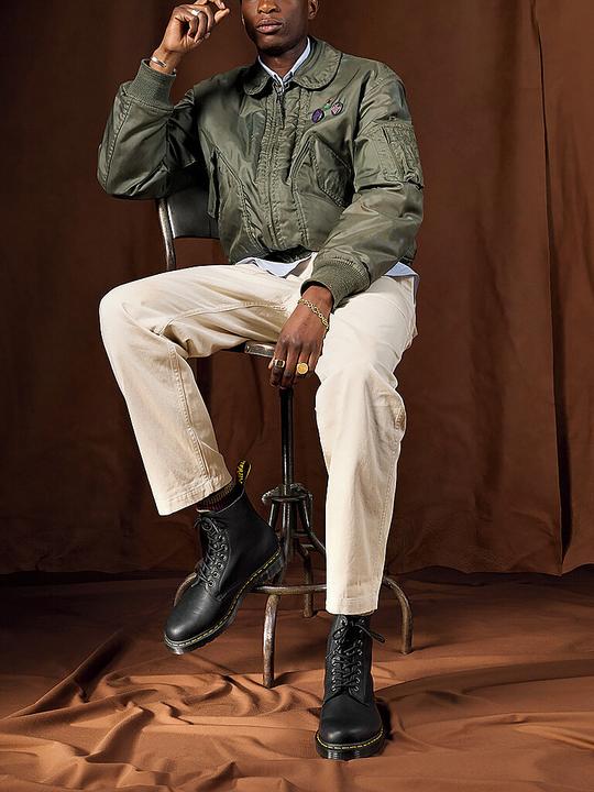 Actual product image Dr. Martens 1460 Pascal Ambassador (41)