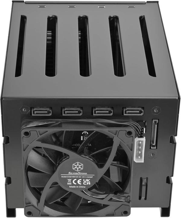 Produktbild Silverstone Technology SST-FS304B-V, DREI 5,25-Zoll-Geräteeinschübe an Vier 3,5-Zoll-SAS 12G / SATA