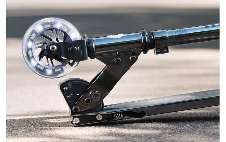 Produktbild Micro Kickboard Sprite Black Neochrome