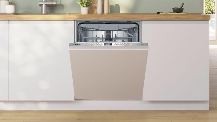Actual product image Bosch Hausgeräte Series 4 SMH4HVX03E Dishwasher 14 place settings D