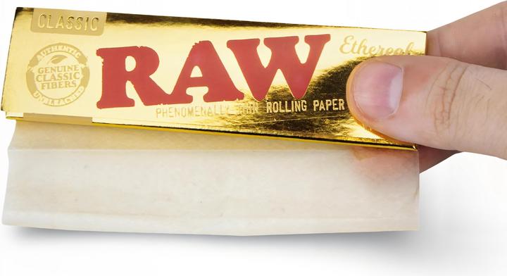 Actual product image RAW Classic Ethereal Papers King Size Slim Display