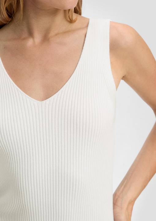 Produktbild s.Oliver Strickpullunder Geripptes Stricktop aus Viskosemix im Slim Fit (48)