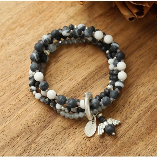 Produktbild Andreani Armband aus echtem Schwarz-Weiss Jaspis mit Engelanhänger von (18 cm, Echtes Schwarz-Weiss Jaspis)