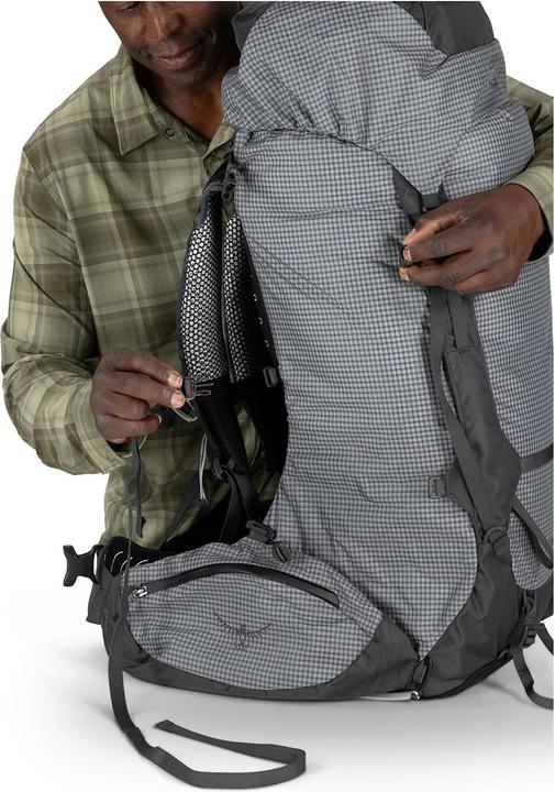 Actual product image Osprey Ariel Pro Mountaineering Pack (75 l)