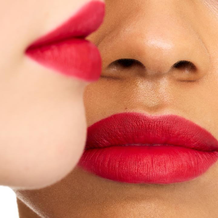 Image du produit essence 8h MATTE comfort lipliner (821B2C)