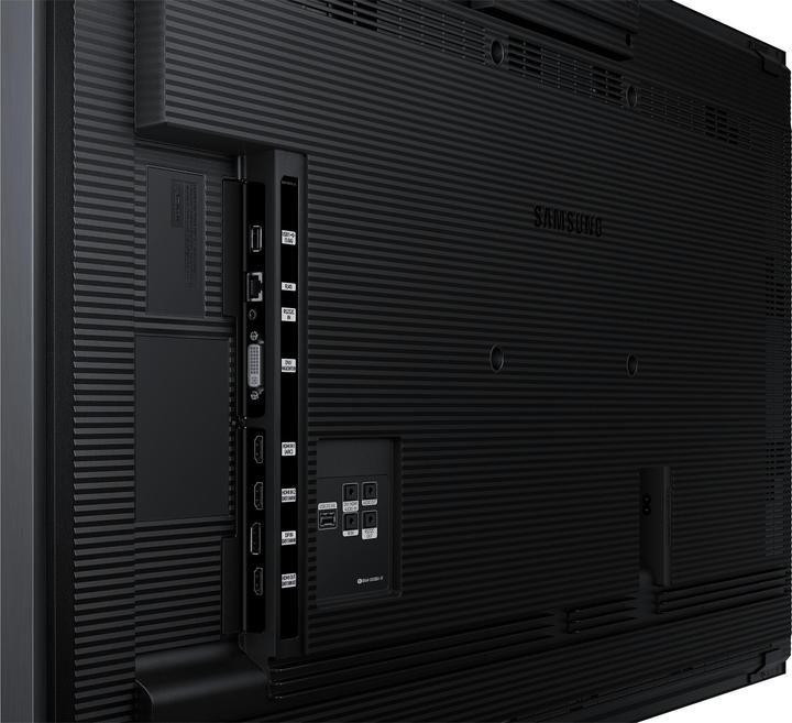 Actual product image Samsung QM32R-T (1920 x 1080 pixels, 32")