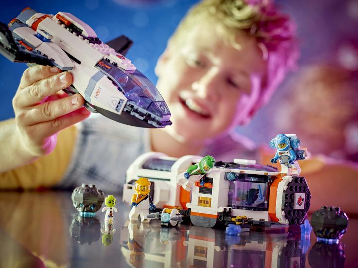Immagine prodotto LEGO Galaxie Raumschiff (60446)