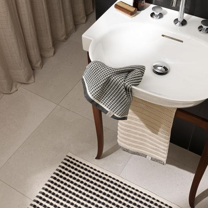 Actual product image Möve New Heritage Stripes Badteppich 60x100 cm (100 x 60 cm)