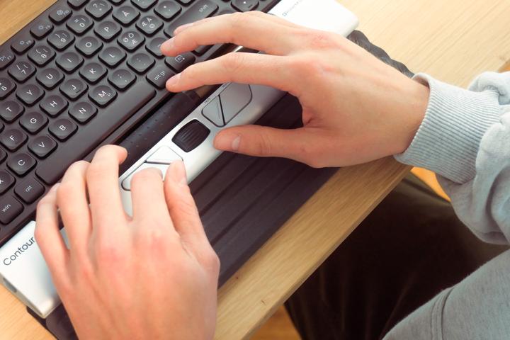 Actual product image Contour Rollermouse Go wireless retail (Wireless)