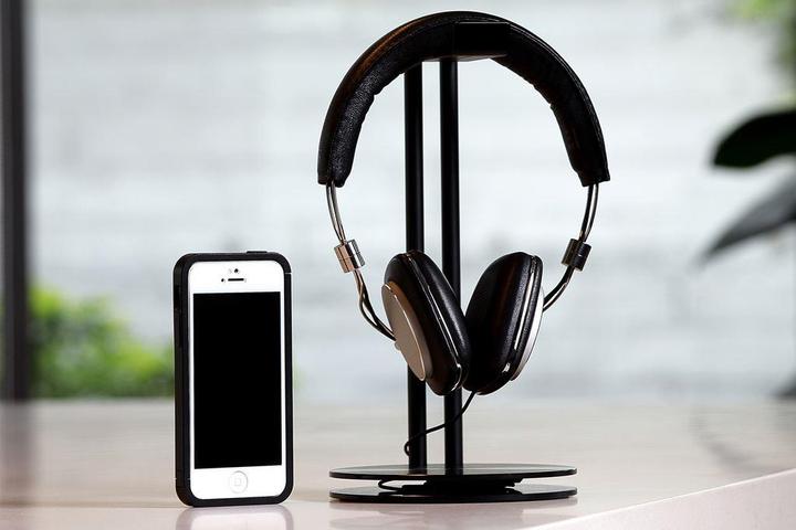 Actual product image Just Mobile Headstand