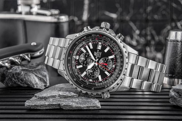 Produktbild Casio Edifice - EF-527D-1AVEF (Chronograph, 45 mm)