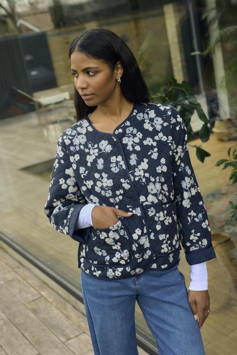 Actual product image Kaffe Valia (36)