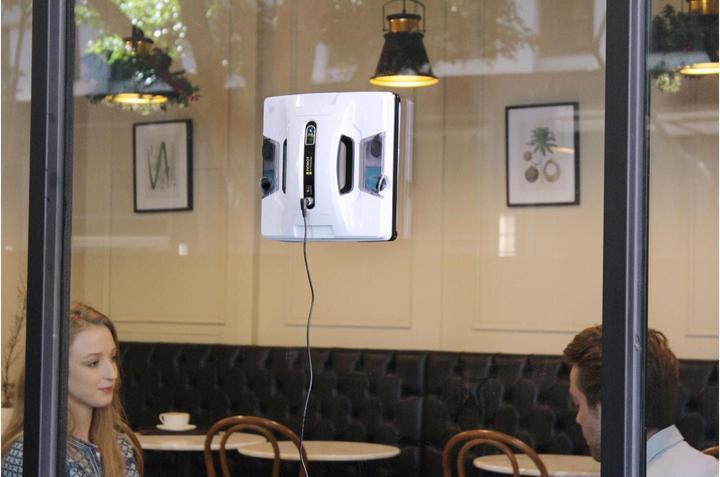 Actual product image Hobot Fensterputzroboter S-SV2