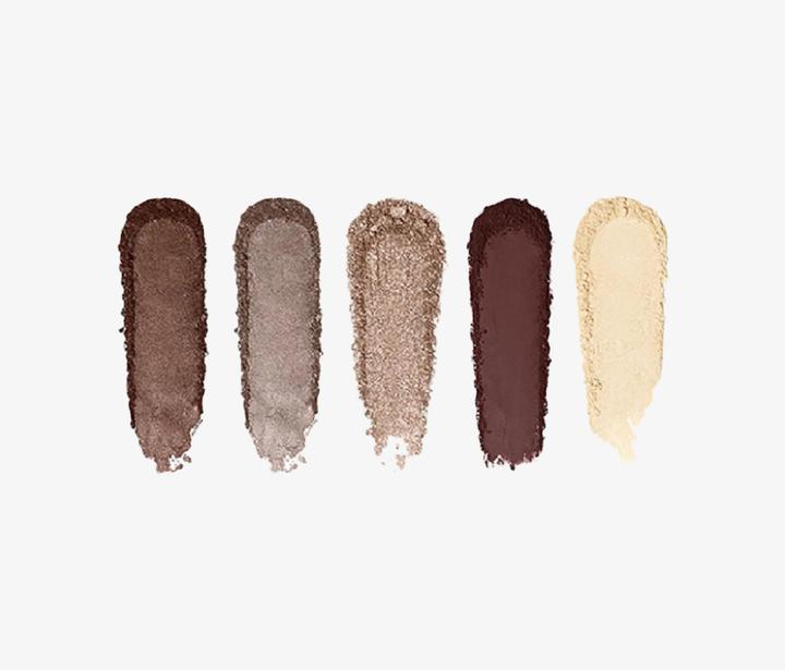 Image du produit Bobbi Brown Essential Multicolor Eye Shadow Palette Navy Twilight (Merlot)