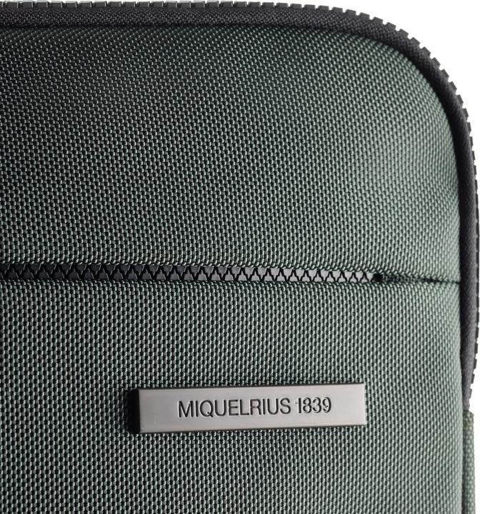 Actual product image Miquelrius Bag to work Series Laptop Hülle 15"&16" grün (15")