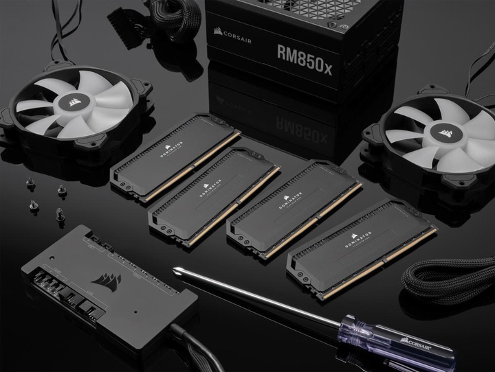 Image du produit Corsair DDR5 64GB PC 6400 CL32 KIT (2x32GB) DOMINATOR P RGB retail (2 x 32GB, 6400 MHz, RAM DDR5, DIMM)