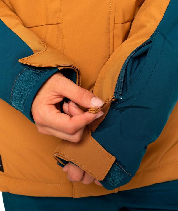 Actual product image Quiksilver Mission Block (152)