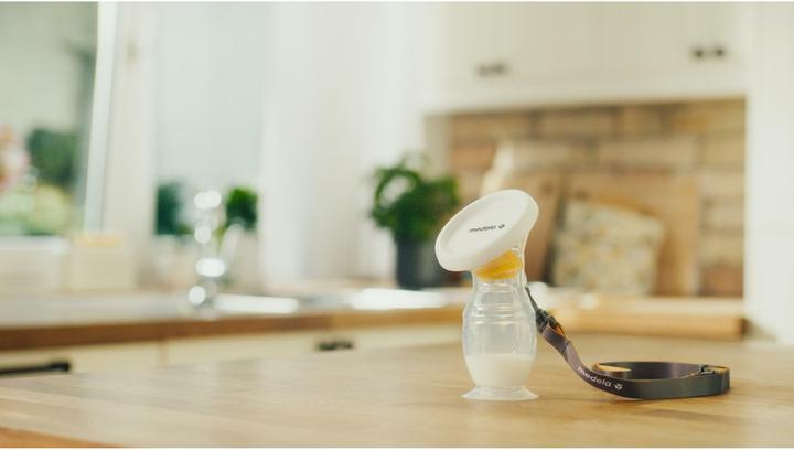 Actual product image Medela Silicone Breast Milk Collector