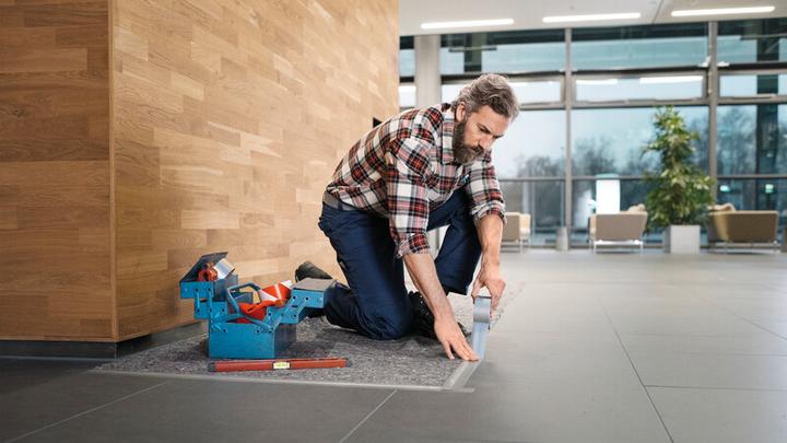 Produktbild tesa EXTRA POWER UNIVERSAL Gewebeband, gewebeverstärktes Ductape (50 mm)